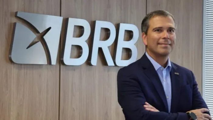 Paulo Henrique Costa .