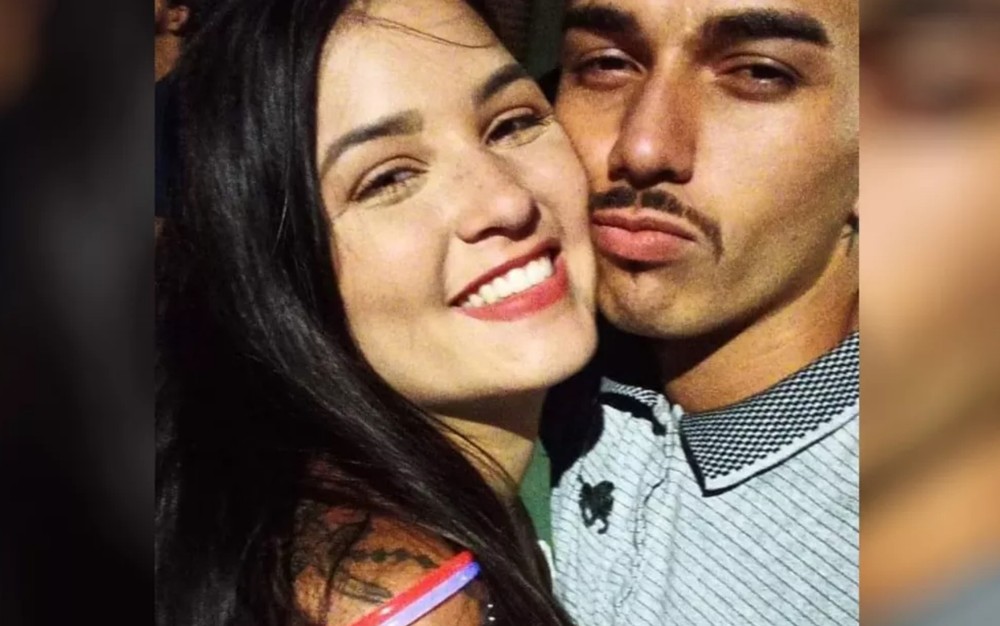 Mãe de jovem morto com agulha de narguilé se diz “aliviada” após nora virar ré