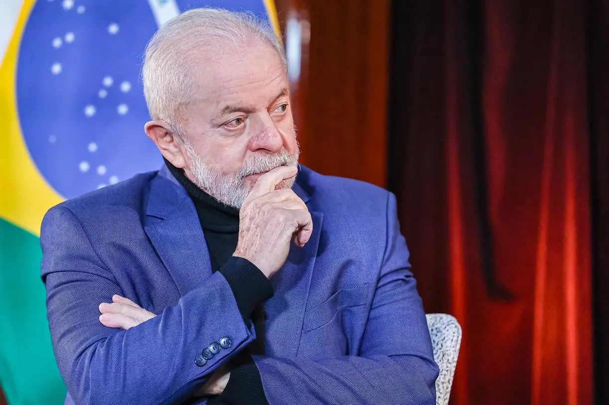 Lula afirma que pode se candidatar à reeleição em 2026 para evitar ...