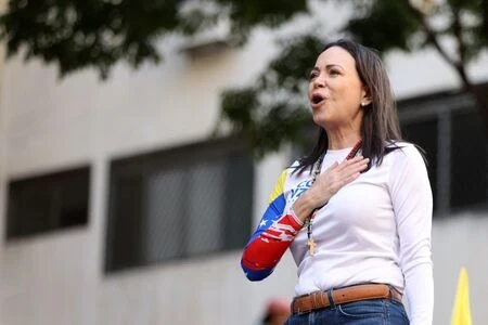 María Corina Machado, uma líder proeminente da oposição na Venezuela, foi reconhecida com o Prêmio Nobel da Paz de 2025.