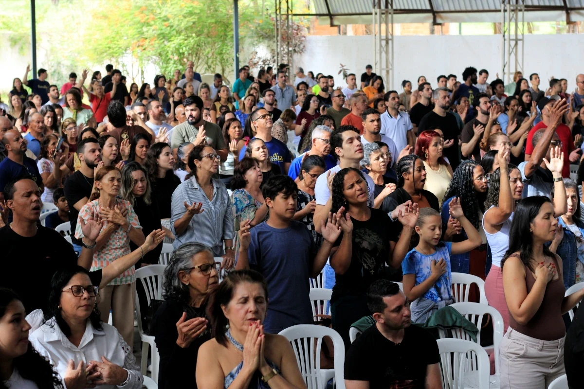 A previsão é de lotação máxima no Centro de Evangelização, em Santana do Paraíso.