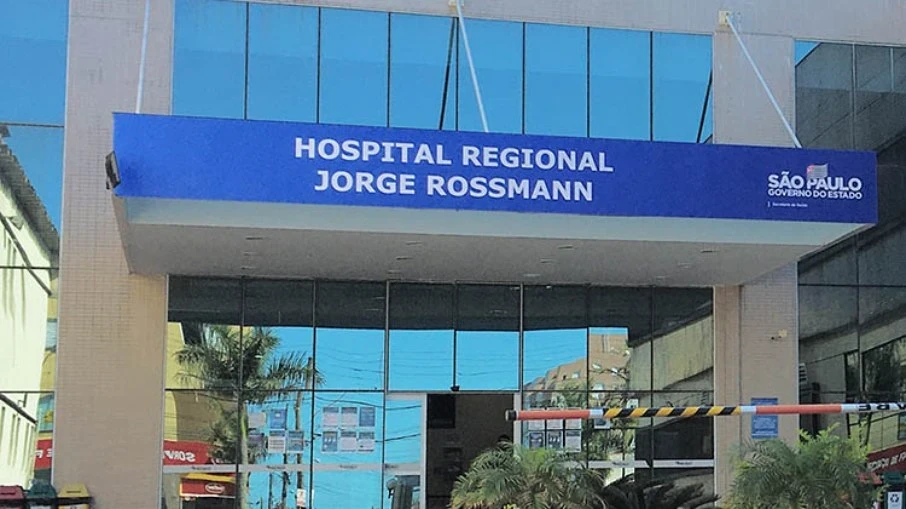 Claro! Por favor, forneça a legenda que você gostaria que eu reescrevesse.