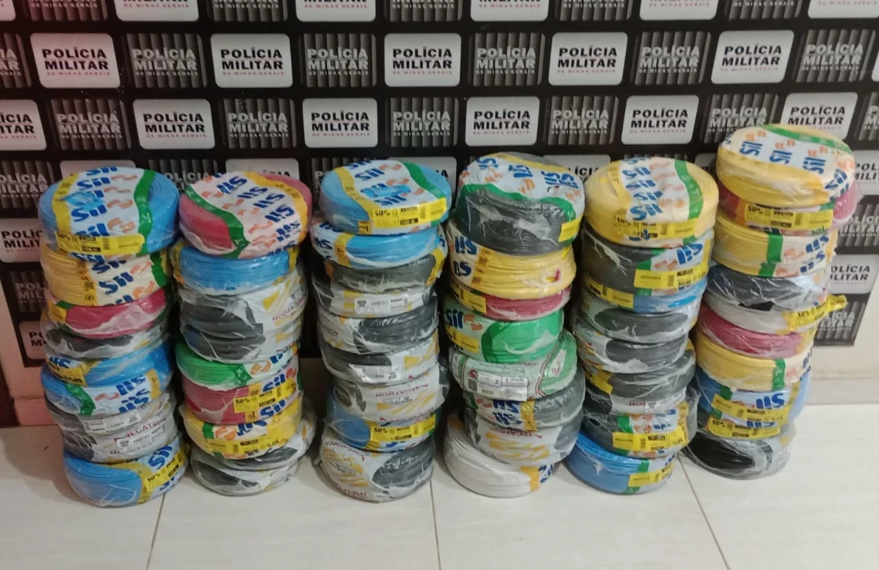 Casal é detido por cometer fraudes em estabelecimentos de materiais de construção.