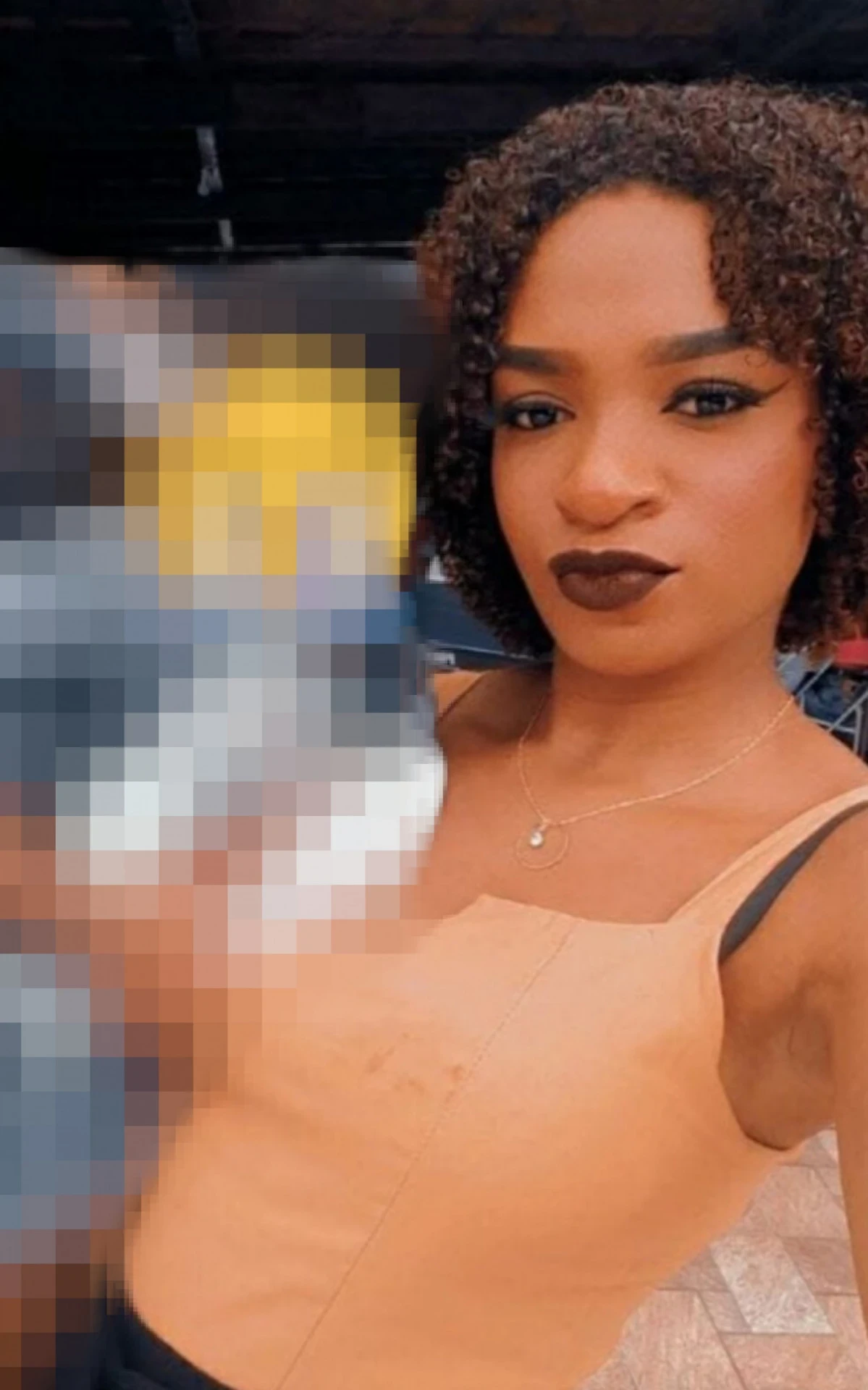 Criança de 4 anos aparentemente notou que Verônica da Silva Barreto havia sido atingida por tiros.