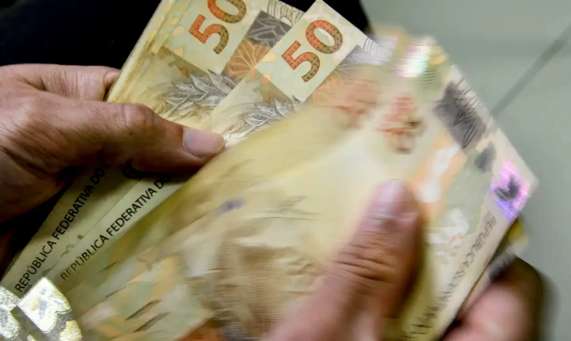 A expectativa é que a primeira parcela seja liberada em novembro.