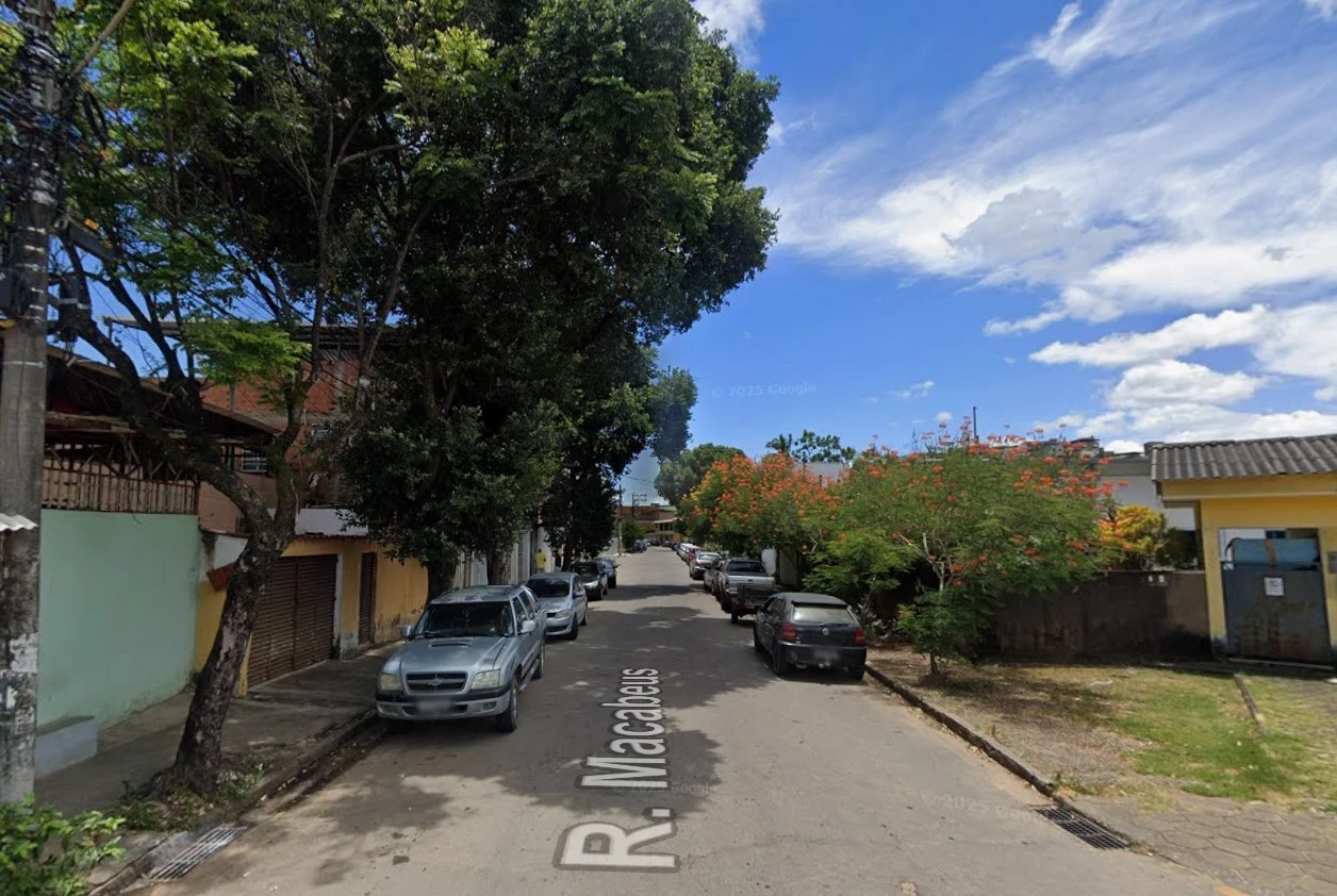 Rua Macabeus, no bairro Canaã.