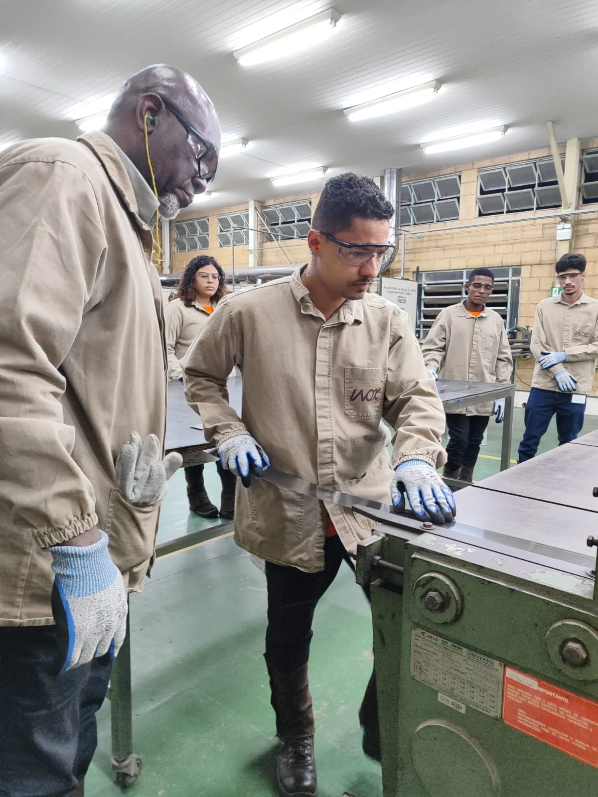 Curso gratuito de Soldagem TIG conta com aulas práticas no Instituto do Inox.