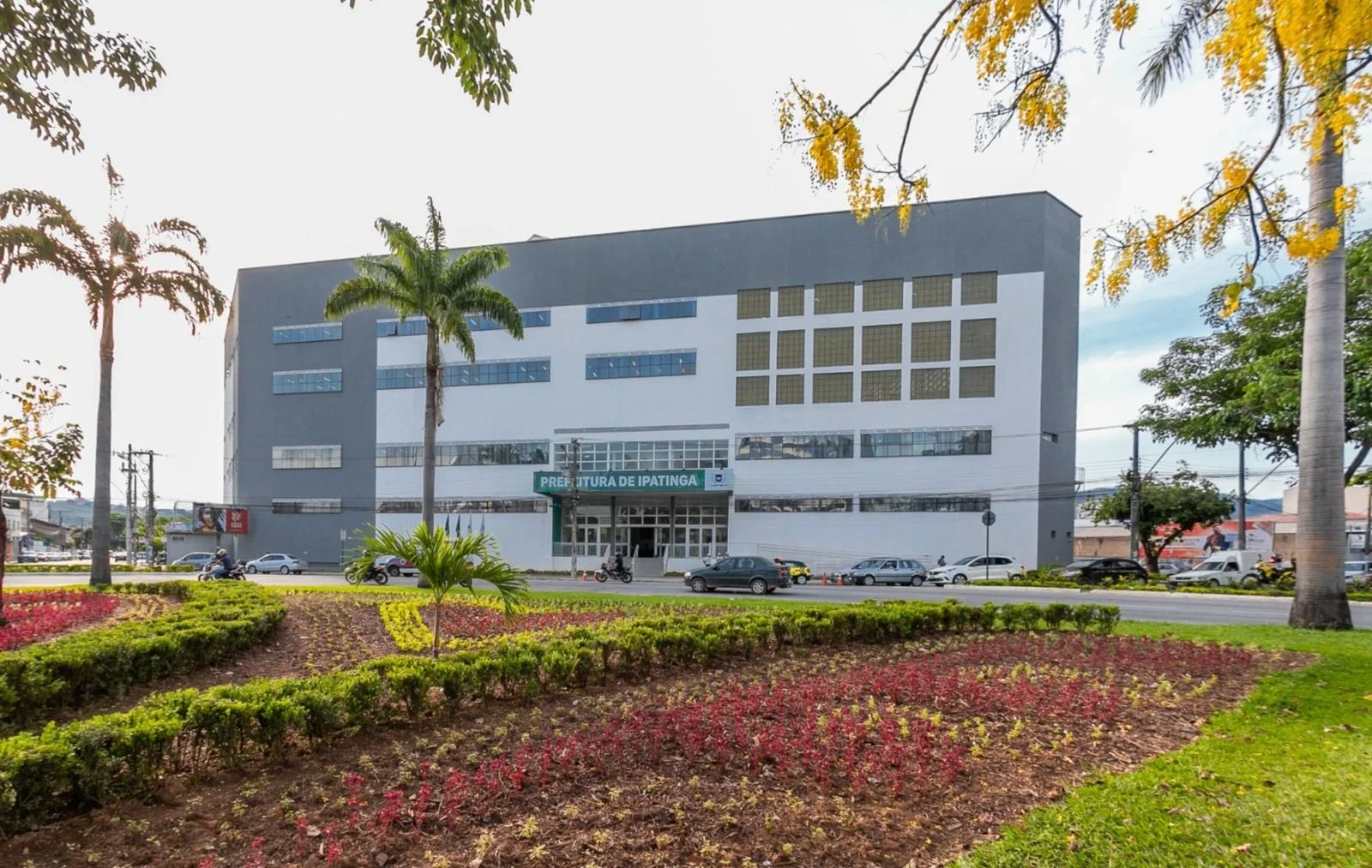 O dia 28 de outubro é facultativo em virtude do Dia do Servidor Público.