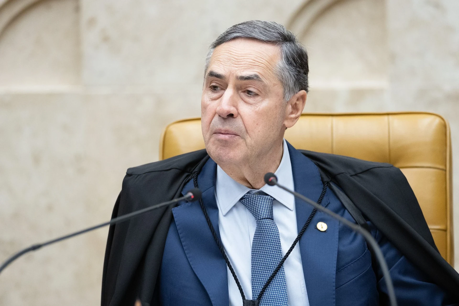 Ministro Barroso em sessão do STF, onde pediu retomada virtual do julgamento sobre descriminalização do aborto.