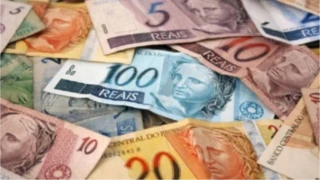 Arrecadação federal alcança R$ 216,7 bilhões em setembro e bate recorde no acumulado do ano