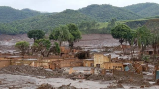 Samarco e Vale são multadas em R$ 1,92 bi por tentarem abater despesas do desastre de Mariana