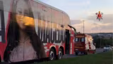 Homem morre esmagado ao trocar pneu de ônibus de cantora sertaneja