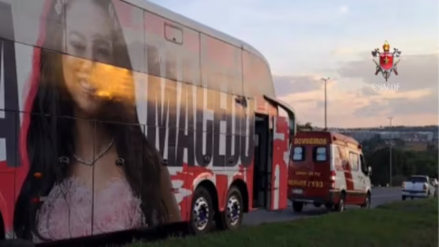 Homem morre esmagado ao trocar pneu de ônibus de cantora sertaneja