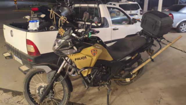 Jovem é detido por empinar moto e fazer manobras perigosas em Manhuaçu