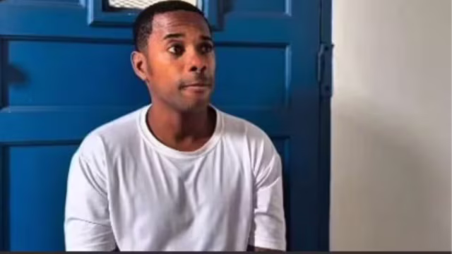 Robinho pede transferência da prisão em Tremembé