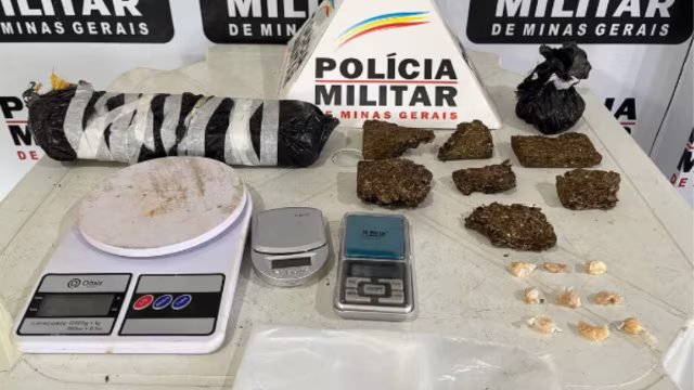 Adolescente foge e deixa drogas e bicicleta motorizada em Santana do Paraíso