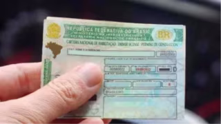 Cursos gratuitos para tirar CNH devem começar ainda neste ano, anuncia ministro