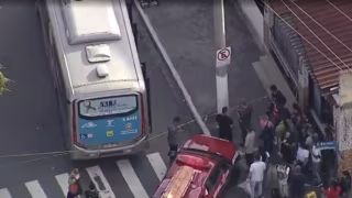 Idoso de 90 anos é atropelado por ônibus em Santo Amaro