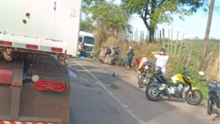 Acidente entre carreta e carro deixa um morto na BR-381