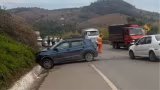 Batida de frente entre dois carros deixa feridos na BR-458 em Iapu