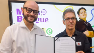 Governo de Minas abre seleção para professores bilíngues em escolas estaduais