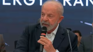 Lula envia equipes federais ao Paraná após tornado devastar Rio Bonito do Iguaçu