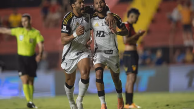 Atlético vira sobre Sport e vence por 4 a 2 na Ilha do Retiro