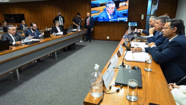 CPMI do INSS suspende reunião após ausência de investigados em caso de fraudes