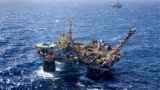 Petrobras encontra petróleo de alta qualidade na Bacia de Campos