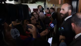 Eduardo Bolsonaro vira réu no STF e ironiza: ‘Motivo de orgulho’