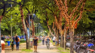 Vandalismo atrasa decoração de Natal no Parque Ipanema em Ipatinga