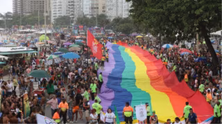 Copacabana recebe 30ª Parada do Orgulho LGBTI+ com esquema especial da Prefeitura do Rio