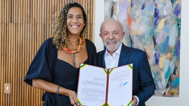 No Dia da Consciência Negra, Lula assina 28 decretos para desapropriar terras quilombolas em 14 estados