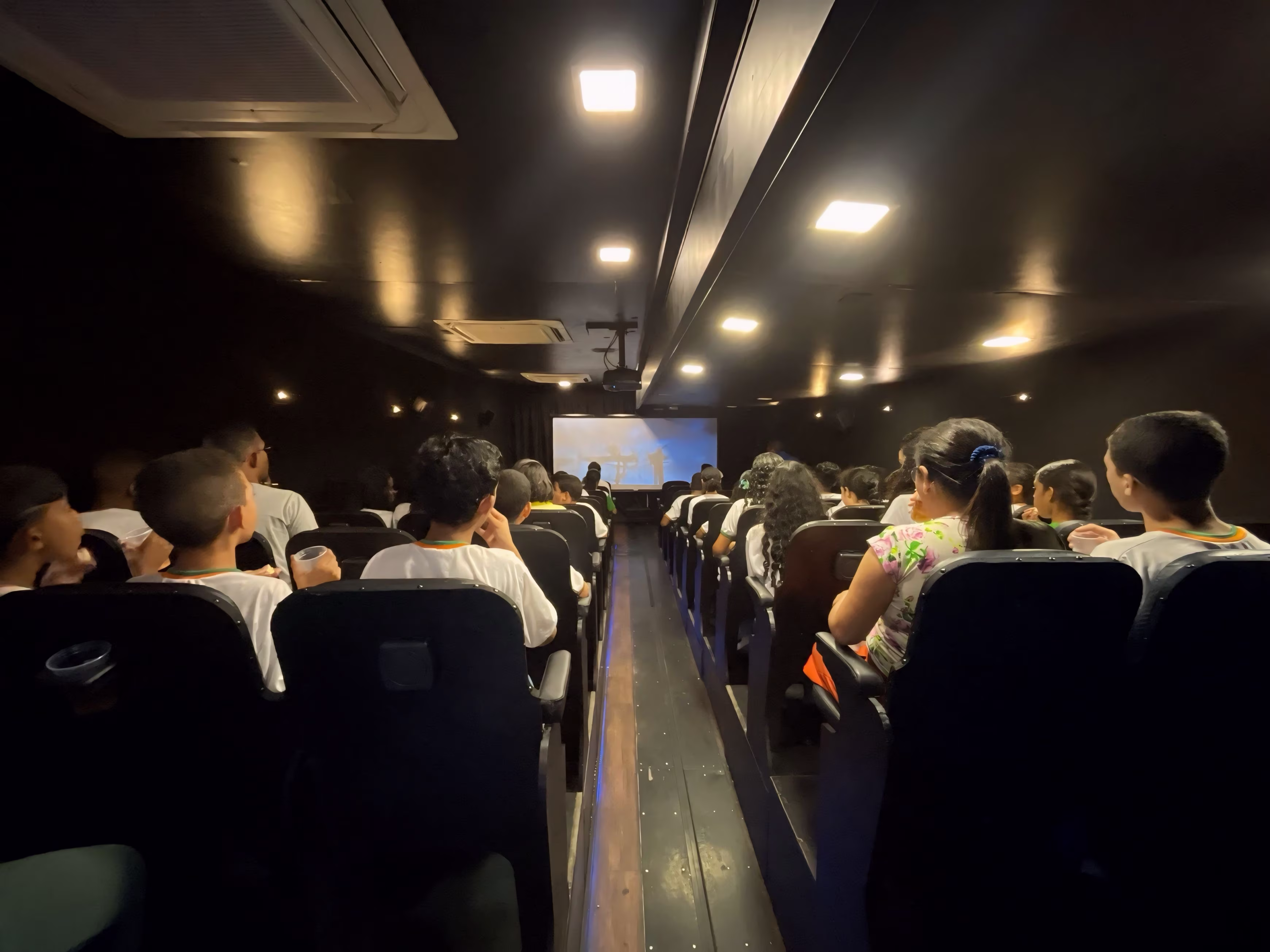 Fwd: CULTURA | Cine Vitória a Minas chega a Belo Oriente com cinema gratuito para a população nos dias 24 e 25 de novembro