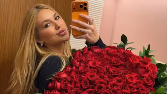 Virginia Fonseca comemora volta das lives da WePink com surpresa romântica de Vini Jr.