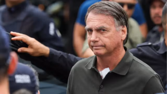 Moraes mandou prender Bolsonaro após convocação de vigília evangélica por Flávio
