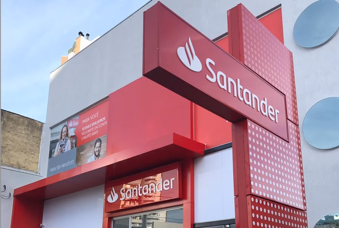 Fwd: Santander Contrata :: BH, Betim, Buritis, Conselheiro Lafaiete, Contagem, Ipatinga, Montes Claros, Poços de Caldas, Uberaba e Uberlândia