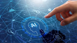 Amazon e Refuturiza abrem 150 mil vagas em curso gratuito de IA generativa e nuvem no Brasil