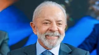 Lula diz que Brasil deu 'lição de democracia' com julgamento de plano golpista