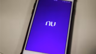 Falha no app do Nubank impede transferências via Pix nesta quarta-feira