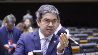 Centrão e oposição articulam derrubar vetos de Lula à Lei de Licenciamento Ambiental