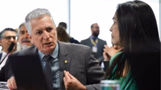 CPMI do INSS tem bate-boca após pedido de quebra de sigilo da Zema Financeira