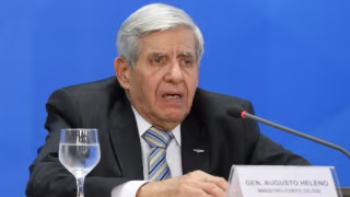 PGR defende prisão domiciliar para general Augusto Heleno no STF