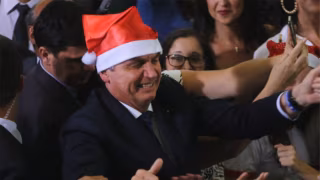 Bolsonaro não terá 'saidinha de Natal' após atualização na lei em que Flávio Bolsonaro foi relator