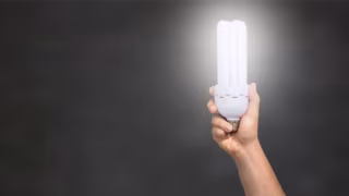 Aneel reduz bandeira tarifária para amarela em dezembro