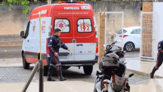 Estudante esfaqueia colega, professor e coordenador em colégio de elite em Fortaleza