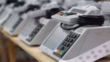 TSE inicia testes públicos de segurança das urnas eletrônicas para eleições de 2026