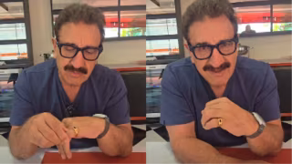 Ratinho reencontra anel dado por Silvio Santos e se emociona