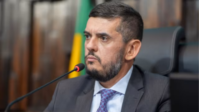 PF prende presidente da Alerj, Rodrigo Bacellar, em operação sobre vazamento de dados