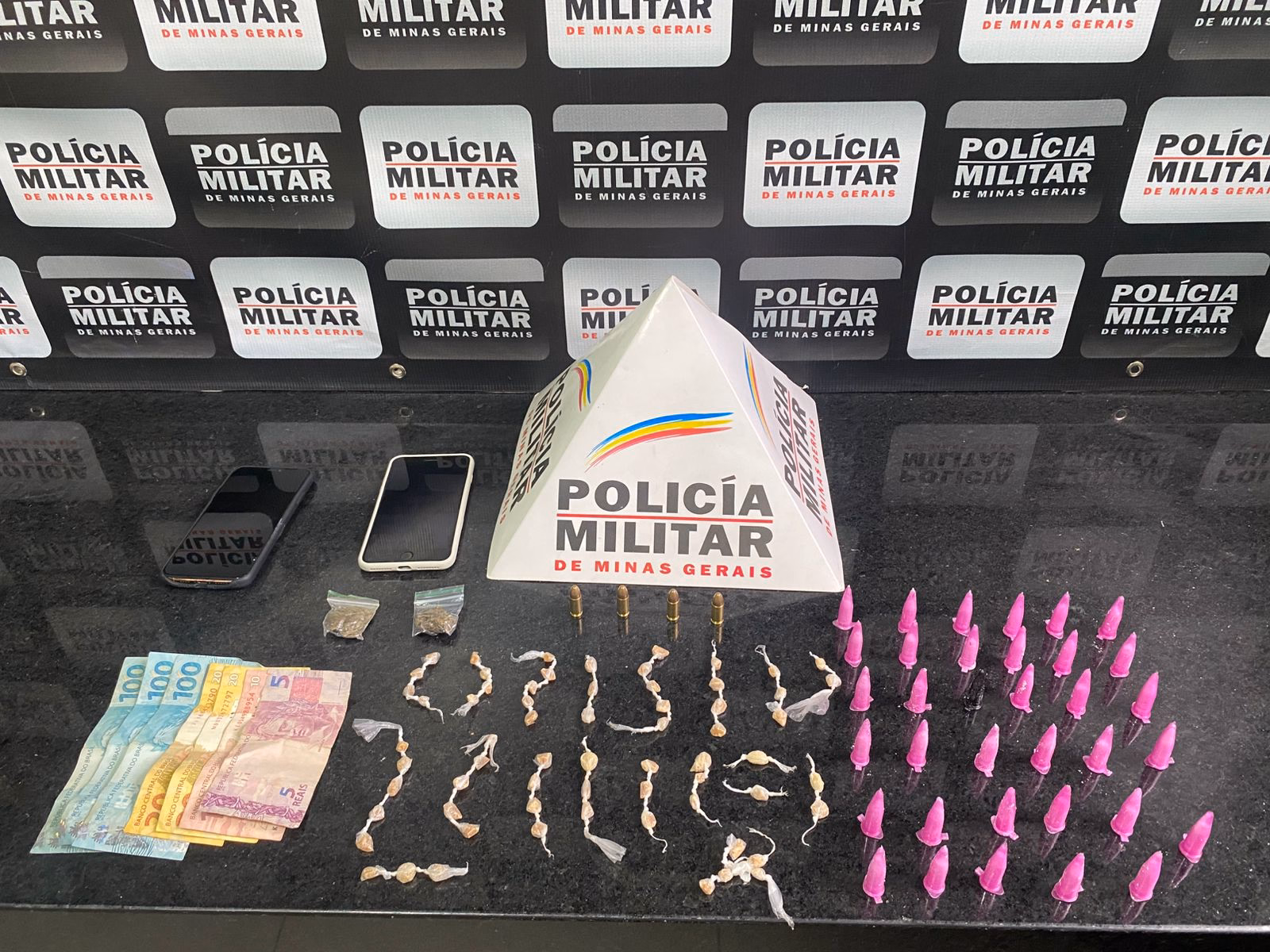 Drogas apreendidas pela polícia